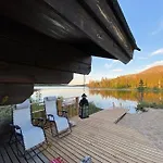 Kesaenki Apartment *